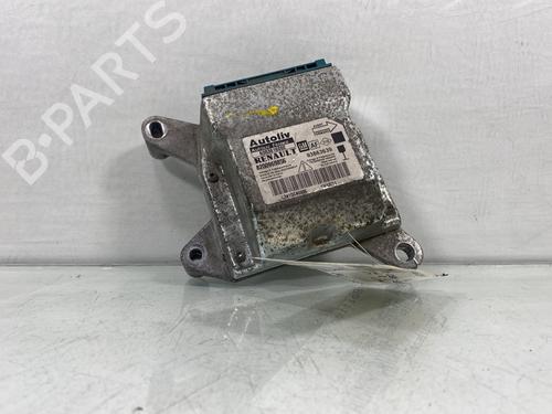 Used ECU airbags RENAULT TRAFIC II Bus (JL) 2.0 dCi 90 (JL00, JL01, JL0H, JL0M, JL0P, JL0S) (90 hp) 29635119