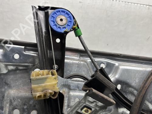 Rudehejsemekanisme Højre foran VW POLO IV (9N_, 9A_) 1.4 TDI | BP29507661C23 