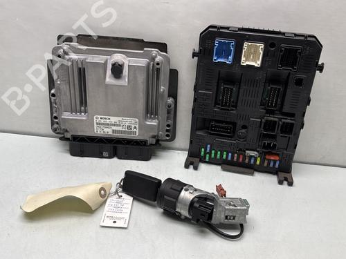 Used Electronic module PEUGEOT PARTNER Box Body/MPV 1.6 BlueHDi 100 (100 hp) 31602175