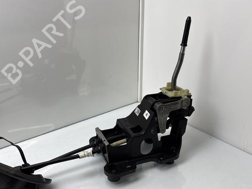 Levier de vitesses PEUGEOT 208 II (UB_, UP_, UW_, UJ_) 1.2 PureTech 75 | BP29912129M90