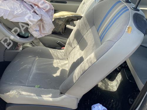 Switch RENAULT TWINGO II (CN0_) 1.2 (CN0D) | BP28519765I30  - Image 6