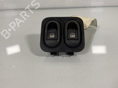 Left rear window switch PEUGEOT 1007 (KM_) 1.4 | BP19986272I29 - Image 2