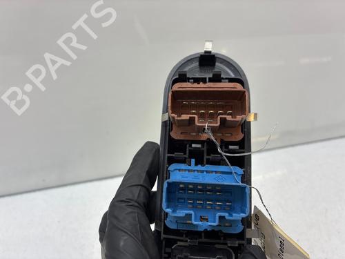 Left front window switch RENAULT CLIO III Grandtour (KR0/1_) 1.5 dCi (KR0F) | BP39653586I27 - Image 3