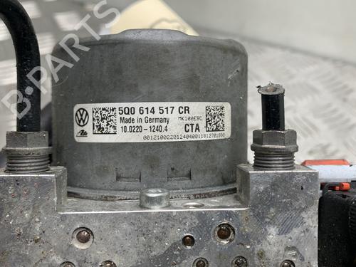 Used ABS pump ABS pump VW GOLF VII (5G1, BQ1, BE1, BE2) 2.0 GTD (184 hp) 31189674 31189674