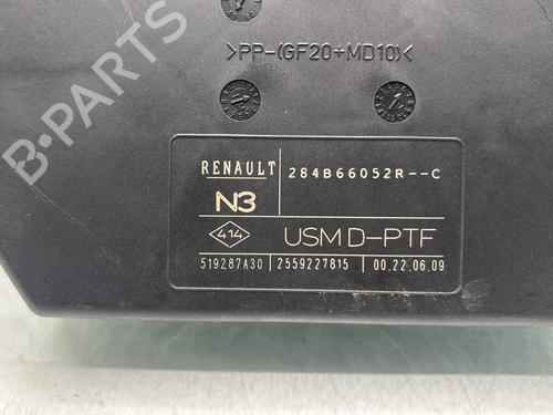 Used Fuse box Fuse box RENAULT LAGUNA III (BT0/1) 2.0 dCi (BT01, BT08, BT09, BT0E, BT0K, BT12, BT1C, BT1D,... (150 hp) 30887703 30887703