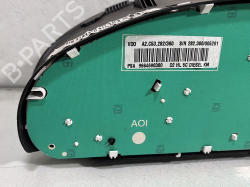 Instrument cluster PEUGEOT 407 (6D_) 2.0 HDi (6DRHRH) | BP27355678C47 