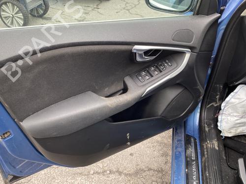 Windscreen washer tank VOLVO V40 Hatchback (525) D2 | BP32469933C113