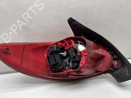 Right taillight PEUGEOT 206 Hatchback (2A/C) 1.4 i | BP27200896C35 
