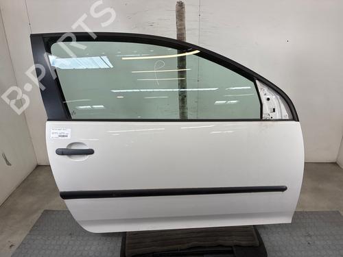 right-front-door-vw-golf-v-1k1-2003-2004-2005-2006-2007-2008-2009-2010-36364018 main image
