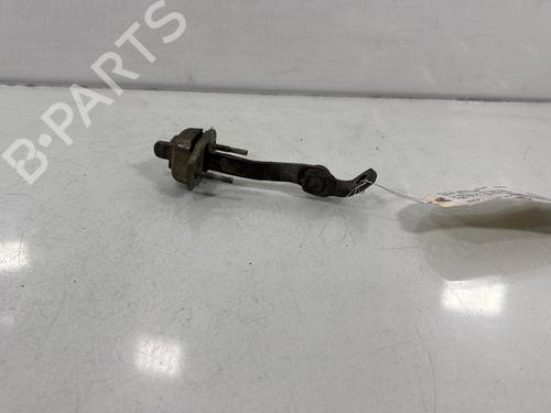 Used Hinge/Door check strap FORD FIESTA IV (JA_, JB_) 1.25 i 16V (75 hp) 29597585