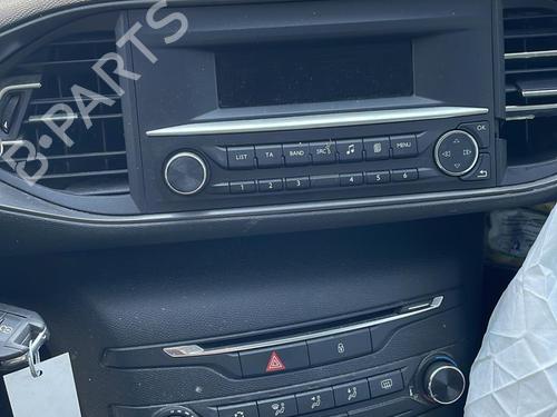 Gear lever PEUGEOT 308 II (LB_, LP_, LW_, LH_, L3_) 1.6 HDi | BP19956580M90 