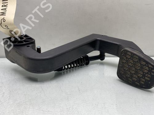 Used Clutch pedal MERCEDES-BENZ VITO Bus (W639) 111 CDI (639.701, 639.703, 639.705) (116 hp) 30791597