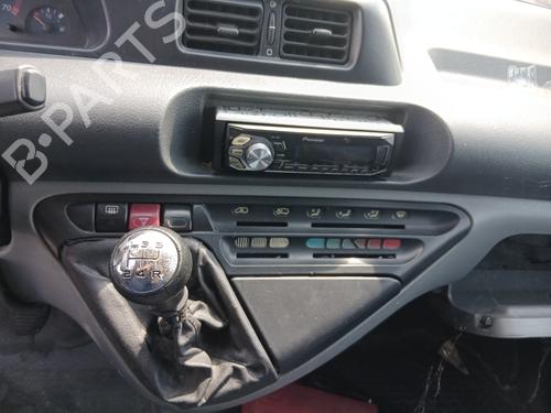 Front right door window PEUGEOT EXPERT (224_) 2.0 HDI 16V | BP29253414C19 