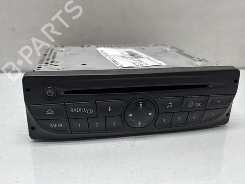 Used Radio RENAULT MASTER III Van (FV) 2.3 dCi 100 FWD (FV0A, FV0B, FV0G, FV0K, FV0H) (101 hp) 28280663
