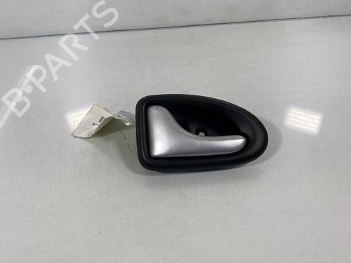 Venstre bak invendig håndtak DACIA LOGAN (LS_) 1.6 16V (LS09, LS0L, LS0M, LS0P, LS0V, LS18, LS1S, LS1V,... (105 hp) 21956509