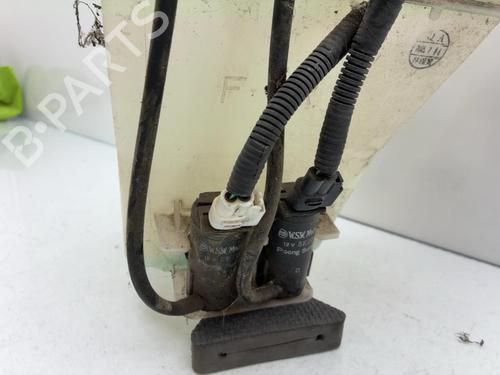 Used Windscreen washer tank Windscreen washer tank CHEVROLET AVEO / KALOS Hatchback (T200) 1.2 (72 hp) 39753414 39753414