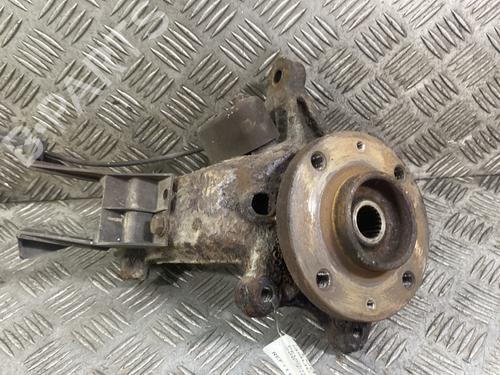 Fusee links voor PEUGEOT 206 Hatchback (2A/C) 1.4 i (75 hp) 29587359