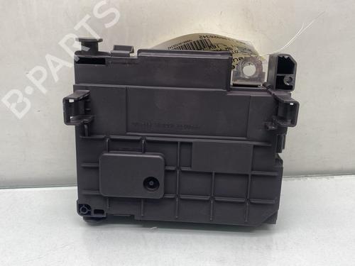 Fuse box PEUGEOT 508 SW I (8E_) 2.0 HDi RXH Hybrid4 | BP29841422E1 