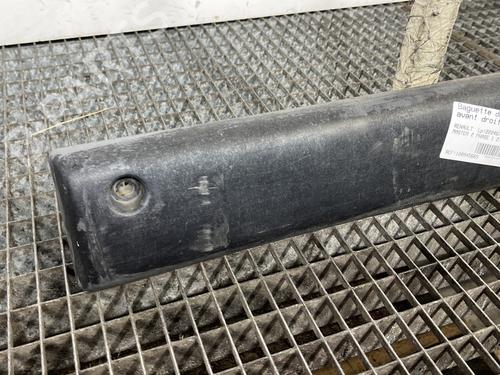 door-moulding-trim-renault-master-ii-van-fd-1997-1998-1999-2000-2001-2002-2003-2004-2005-2006-2007-2008-2009-2010-2011-2012-2013-30112898 main image