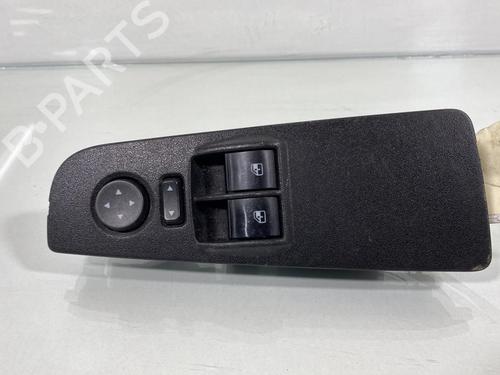 Used Left front window switch Left front window switch 19975692 19975692