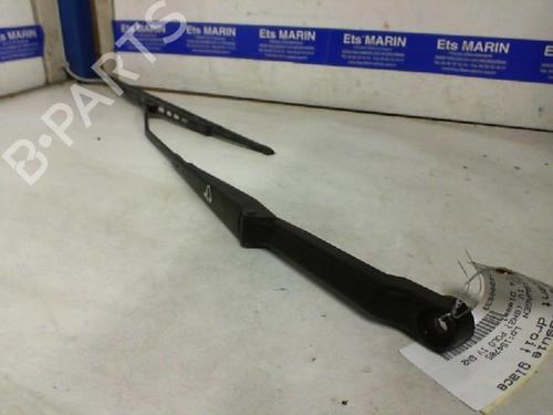 Used Front windshield wiper arm VW POLO (6N2) [1999-2001]  20020279
