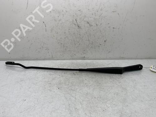 Used Front windshield wiper arm VW TRANSPORTER T4 Van (70A, 70H, 7DA, 7DH) 2.5 TDI (102 hp) 19957420