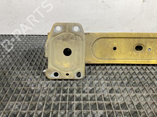 Used Front bumper reinforcement Front bumper reinforcement 19955444 19955444