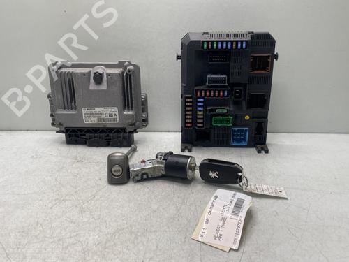 Used Electronic module Electronic module PEUGEOT 208 I (CA_, CC_) 1.4 HDi (68 hp) 32713442 32713442