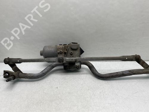 Essuie-glace moteur avant RENAULT CLIO II (BB_, CB_) 1.5 dCi (B/CB07) (65 hp) 25592151