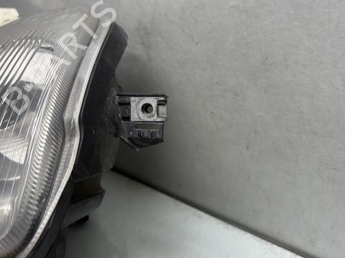 Used Right headlight Right headlight RENAULT CLIO II (BB_, CB_) 1.2 16V (BB05, BB0W, BB11, BB27, BB2T, BB2U, BB2V, CB05,... (75 hp) 28585230 28585230