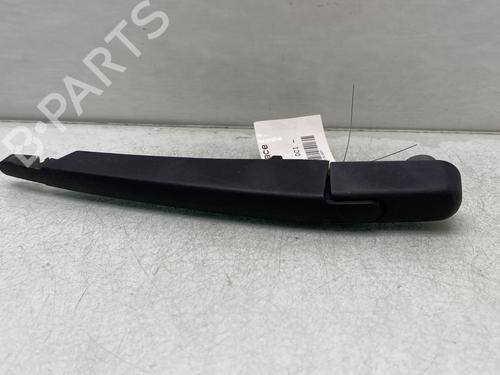 Used Rear windshield wiper arm RENAULT CAPTUR I (J5_, H5_) 1.5 dCi 90 (J5N4, J5M5, J5MW, J5M6, J5AL, J5AJ) (90 hp) 21378532