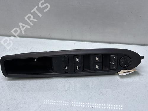 venstre-fortil-elrude-kontakt-citroen-c4-ii-nc_-2009-32441236 main image