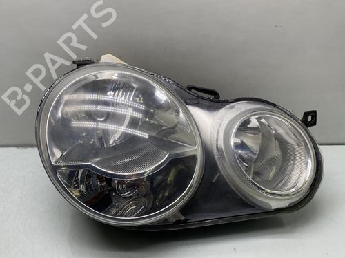 Used Right headlight VW POLO IV (9N_, 9A_) 1.2 12V (64 hp) 31185311