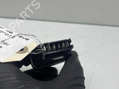 Right front window switch RENAULT SCÉNIC I MPV (JA0/1_, FA0_) 1.6 (JA00, JA16, JA15, JA19, JA1V, JA2B, JA2C, JA0B,... | BP19948909I26 