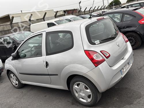 Left front fog light RENAULT TWINGO II (CN0_) 1.5 dCi 75 | BP24301211C30 - Image 23