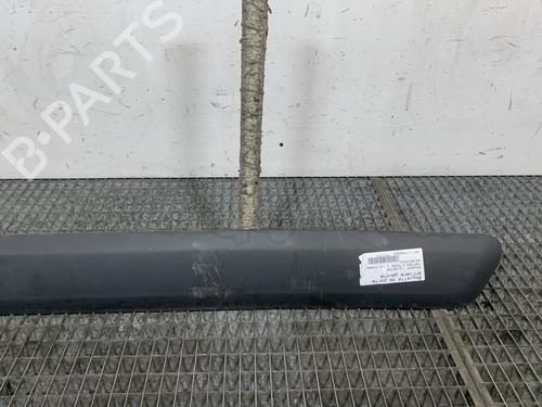 Used Door moulding trim Door moulding trim PEUGEOT PARTNER Box Body/MPV 1.6 BlueHDi 100 (100 hp) 33484637 33484637