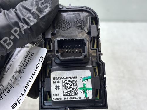Used Mirror switch Mirror switch RENAULT CAPTUR I (J5_, H5_) 1.2 TCe 120 (118 hp) 33830864 33830864
