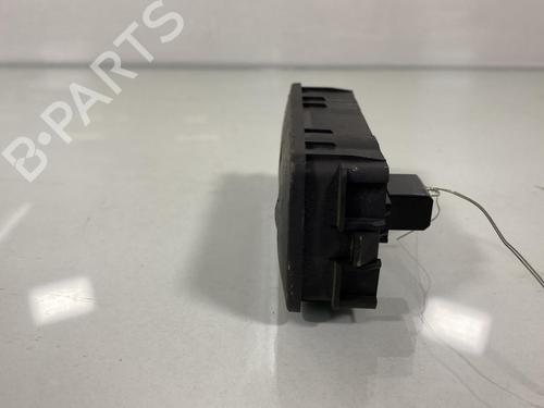 Used Right front window switch OPEL SIGNUM Hatchback (Z03) 1.9 CDTI (F48) (120 hp) 19998759