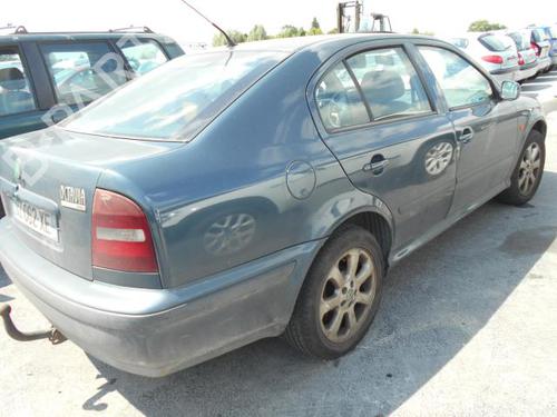 Left headlight SKODA OCTAVIA I (1U2) 1.9 TDI | BP20019584C28 