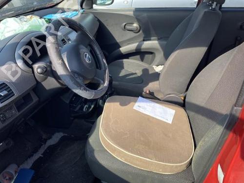 Front windshield wiper arm NISSAN MICRA III (K12) 1.2 16V | BP24428264C143 