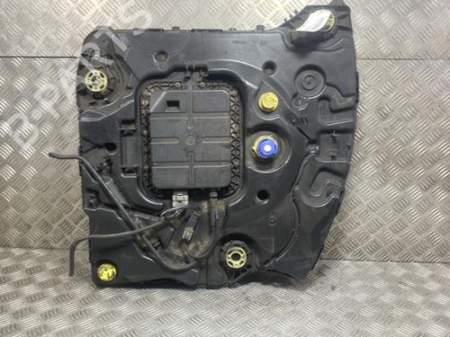 Used AdBlue tank PEUGEOT 208 I (CA_, CC_) 1.6 HDi / BlueHDi 75 (75 hp) 31174281