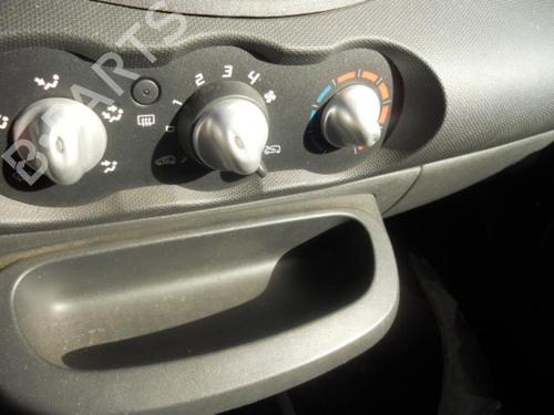 Reverse light RENAULT TWINGO II (CN0_) 1.5 dCi 75 | BP20018947C36  - Image 11