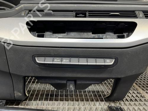 Used Dashboard Dashboard AUDI A4 B9 Avant (8W5, 8WD) 2.0 TDI (190 hp) 27876226 27876226