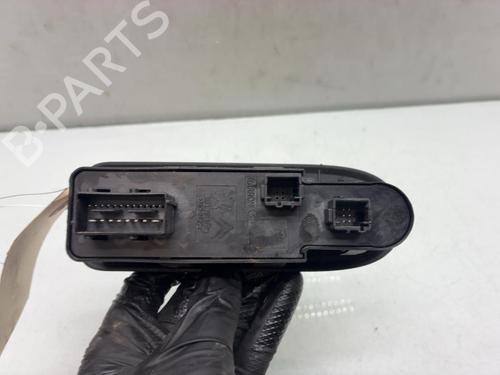Used Left front window switch Left front window switch PEUGEOT 308 I (4A_, 4C_) 1.6 HDi (92 hp) 40500716 40500716