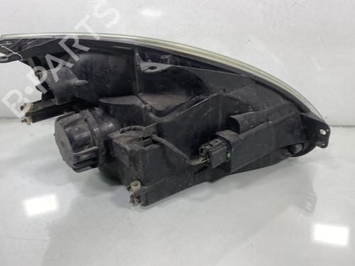 Left headlight FORD FIESTA V (JH_, JD_) 1.4 TDCi | BP23767040C28