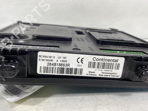 Used Fuse box Fuse box RENAULT SCÉNIC III (JZ0/1_) 1.5 dCi (110 hp) 19962659 19962659