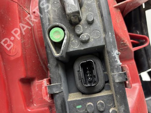 Right taillight PEUGEOT 5008 (0U_, 0E_) 1.6 HDi | BP31906028C35