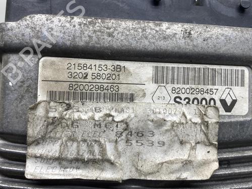 Used Engine control unit (ECU) RENAULT MEGANE II (BM0/1_, CM0/1_) [2001-2012]  21196904