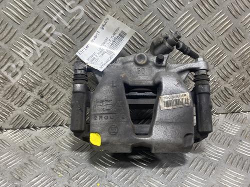 Used Left front brake caliper Left front brake caliper PEUGEOT 3008 II SUV (MC_, MR_, MJ_, M4_) 1.2 THP/ PureTech 130 (MRHNSM, MRHNSU, MRHNSJ, MRHNYW,... (131 hp) 23764833 23764833