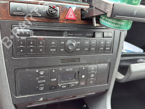 Portiergreep links voor AUDI A4 B5 Avant (8D5) 1.9 TDI | BP30515460C128